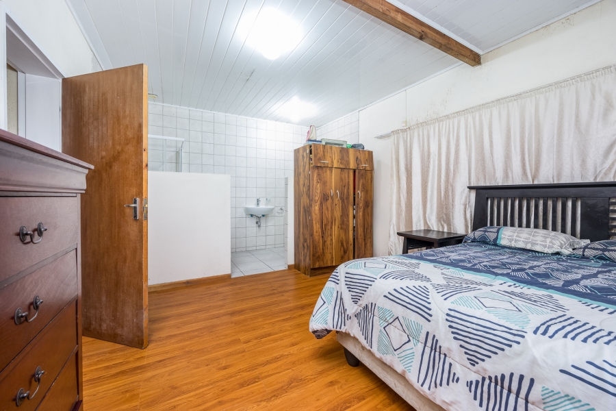 5 Bedroom Property for Sale in Sarepta Western Cape